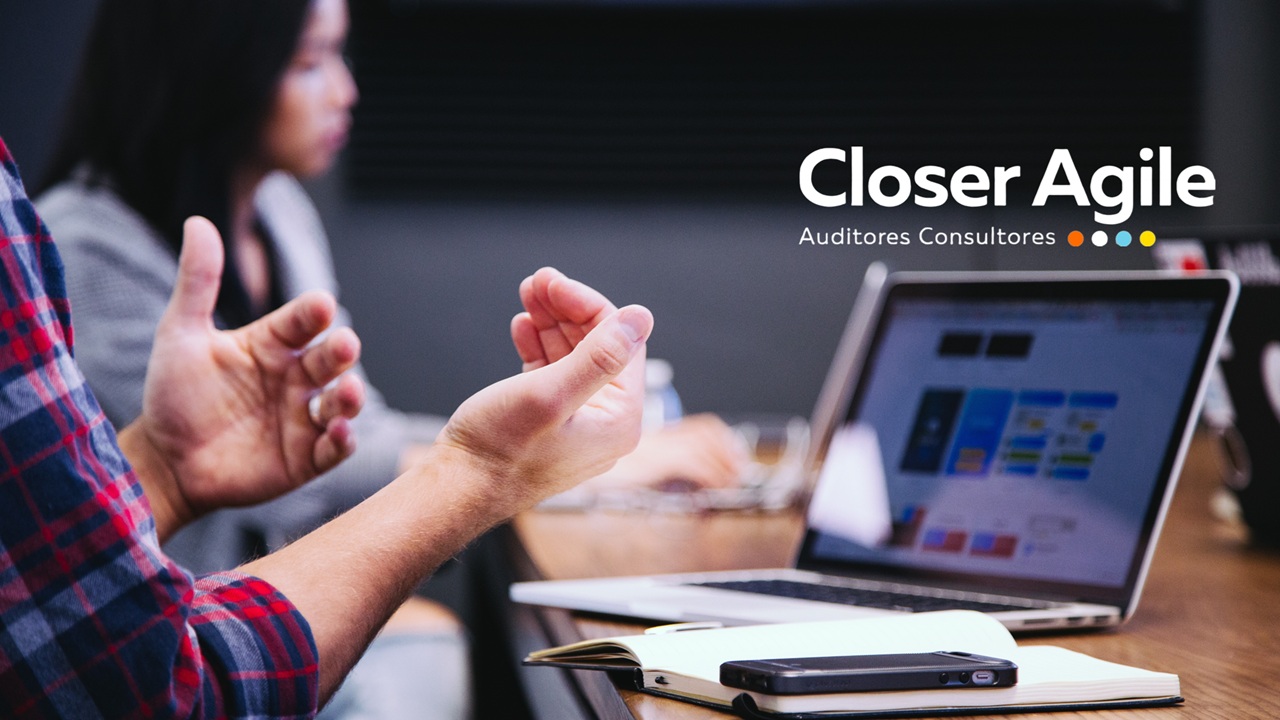 laptopmockup_sliderdy